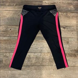 Woman’s Black Athletic Pants